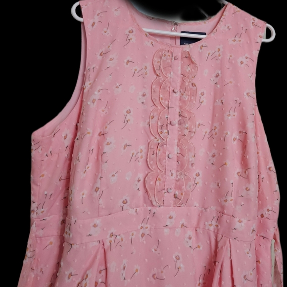 ModCloth swiss dot pink floral dress. 2x. EUC. - Picture 2 of 4